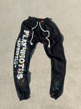 Load image into Gallery viewer, Play4Motus “P4INT SPL4TTER V2” Sweatsuit Set
