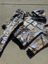 Load image into Gallery viewer, Play4Motus Autumn Camouflage Set (White)
